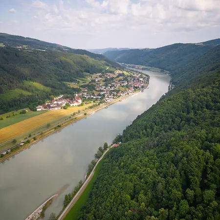 Am Wildbach Bei Passau
